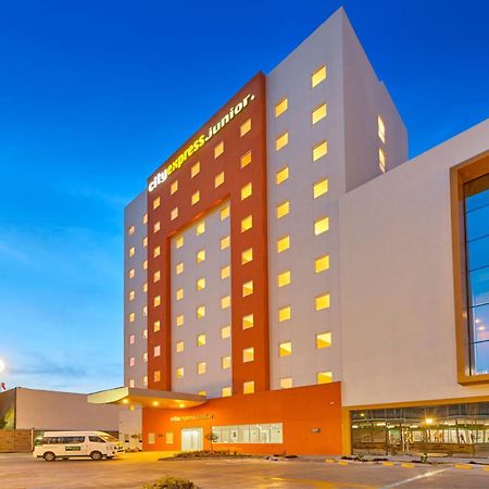 City Express Junior By Marriott Leon Centro De Convenciones Extérieur photo