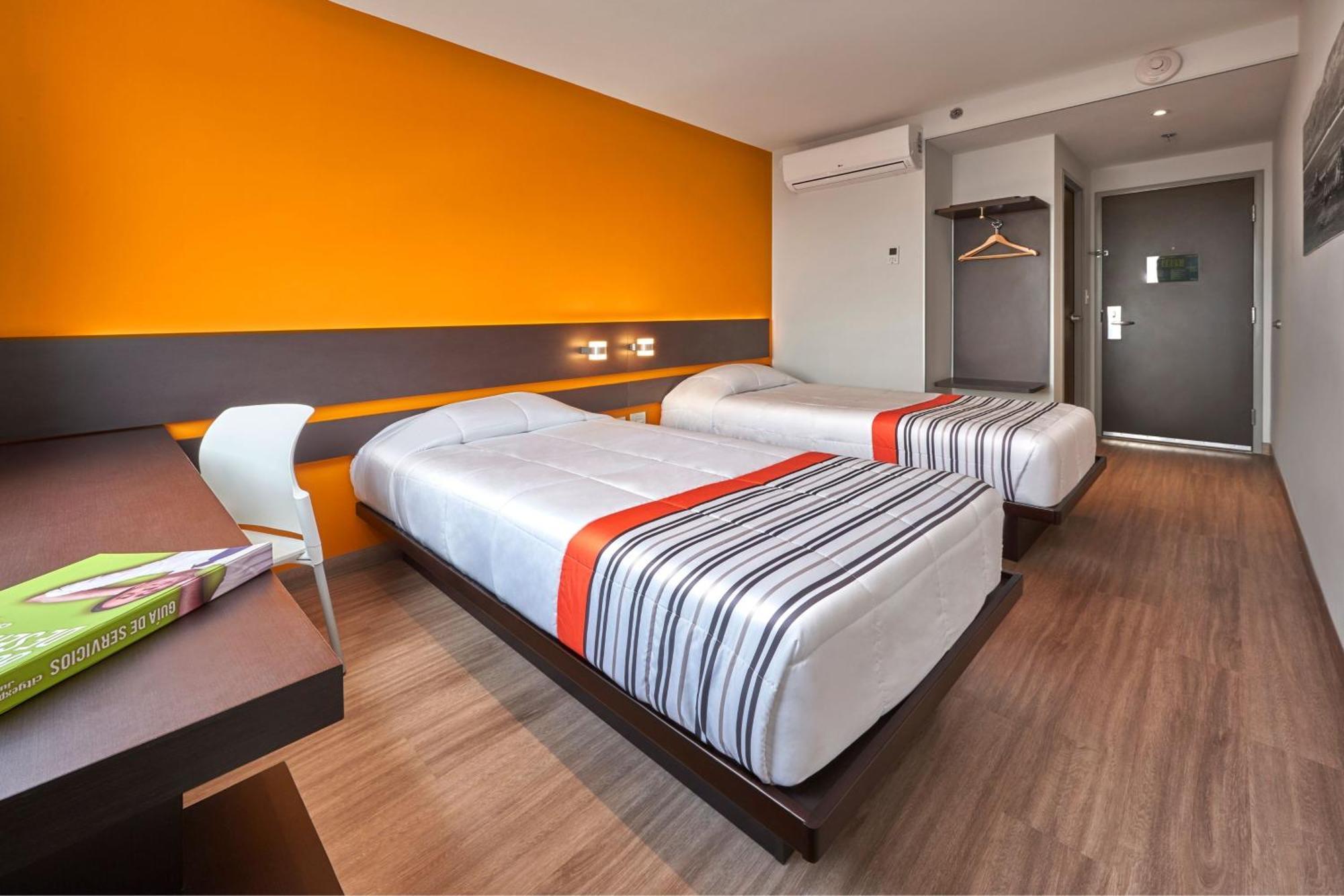 City Express Junior By Marriott Leon Centro De Convenciones Extérieur photo