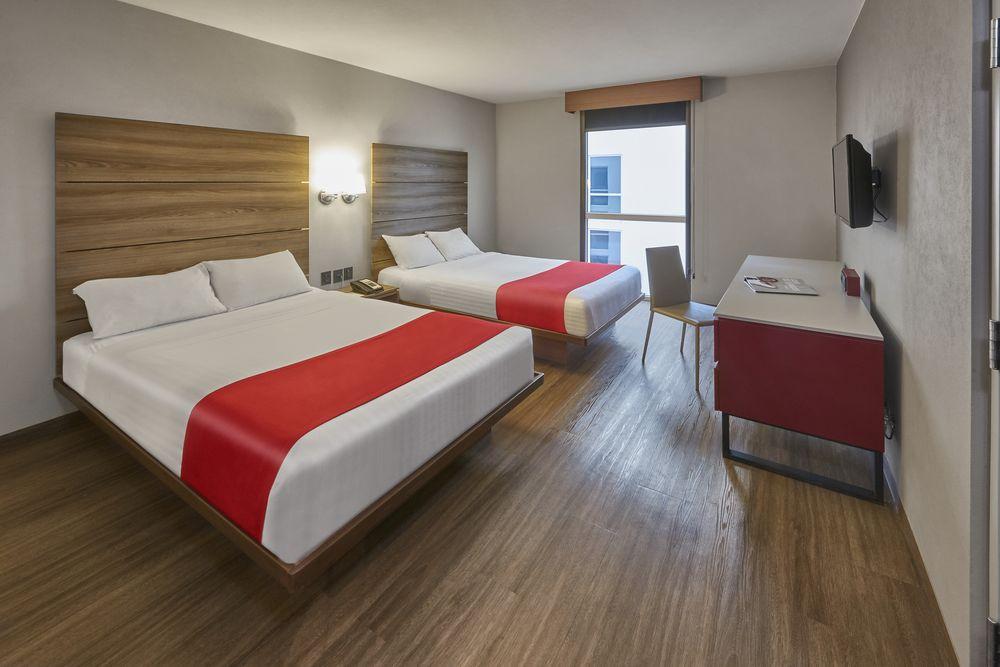 City Express Junior By Marriott Leon Centro De Convenciones Extérieur photo