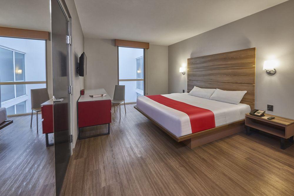 City Express Junior By Marriott Leon Centro De Convenciones Extérieur photo